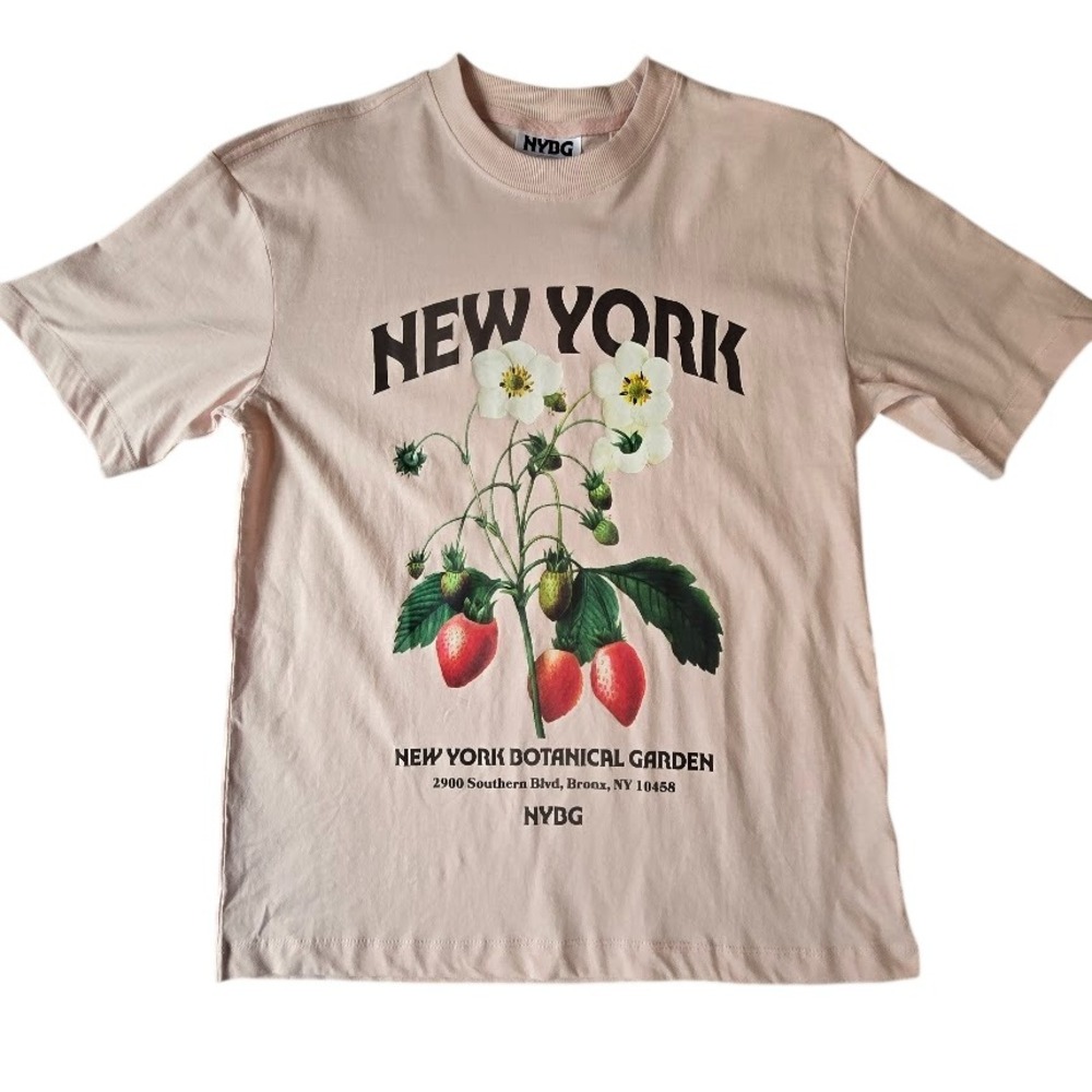 Cotton On‎ NYBG Strawberry Graphic Tee Womens XXS Pink Botanical Cottagecore NWT
